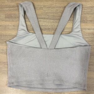 Alo Yoga | Alosoft Ribbed Chic Bra Tank | size M

Great condition, lightly worn